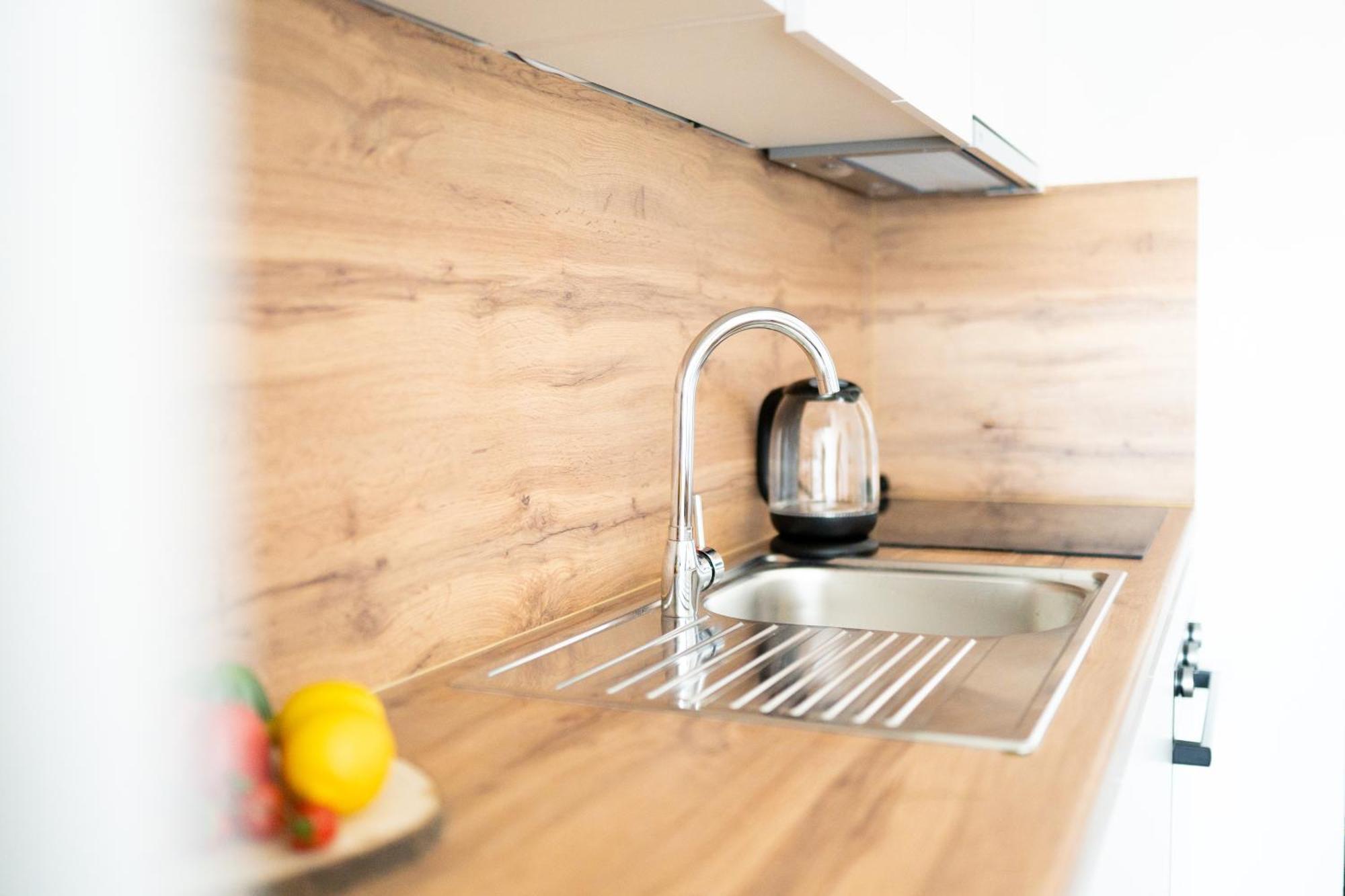 Premium Design With Balcony & Free Parking * Wien