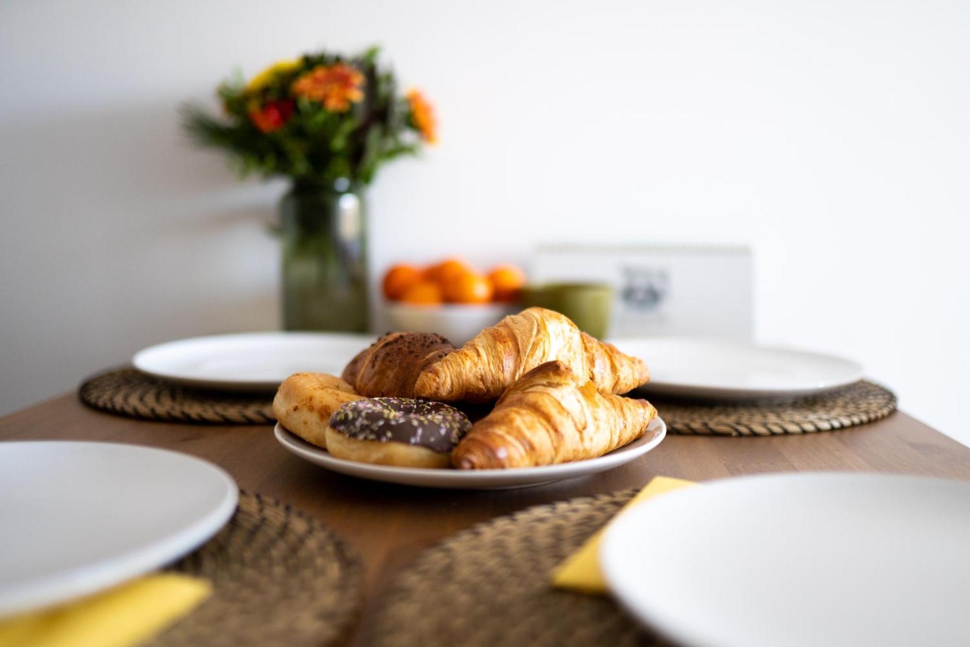 Premium Design With Balcony & Free Parking Apartment Wien