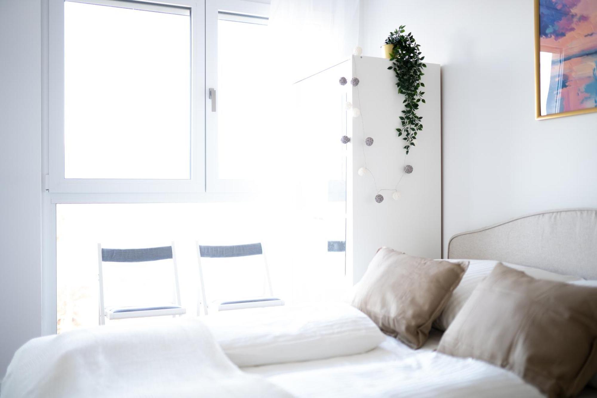 Premium Design With Balcony & Free Parking